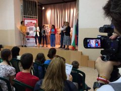 КАМПАНИЯ ПОЗИТИВНИ ГОВОРИТЕЛИ - ГОРЕЩА ЛИНИЯ