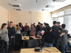 КАМПАНИЯ ПОЗИТИВНИ ГОВОРИТЕЛИ - ГОРЕЩА ЛИНИЯ